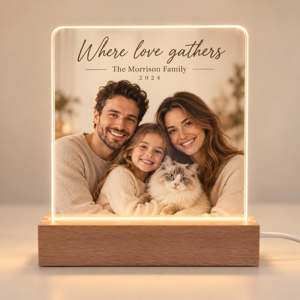 Personalized Family & Pet Christmas Acrylic LED Lamp — Photo 4