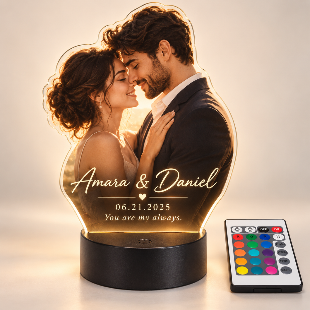 Personalized Couple & Anniversary LED Lamp — Photo 1